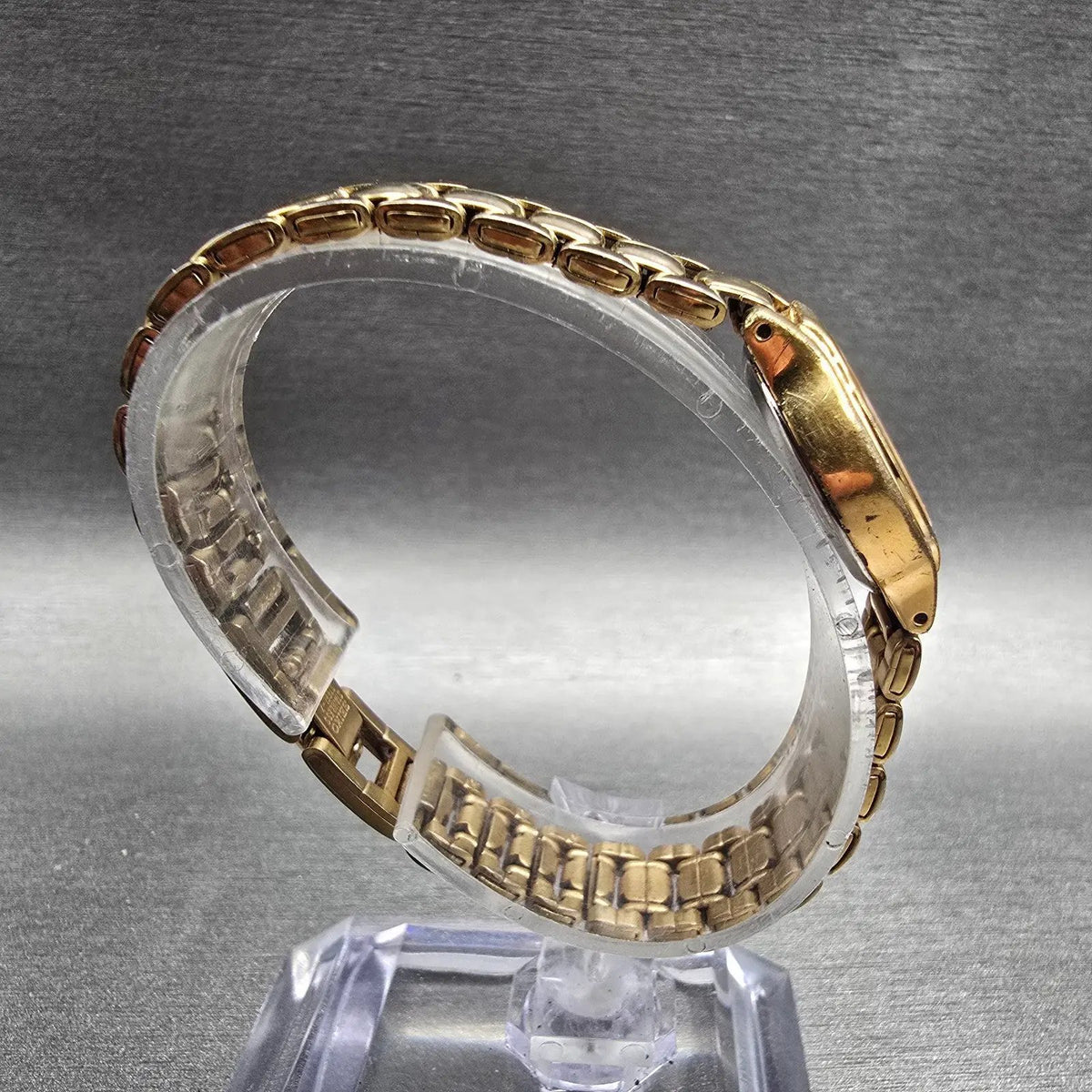 Seiko Watch Women 19mm Black Dial Gold Tone Round V401-0289 New Battery Vintage8