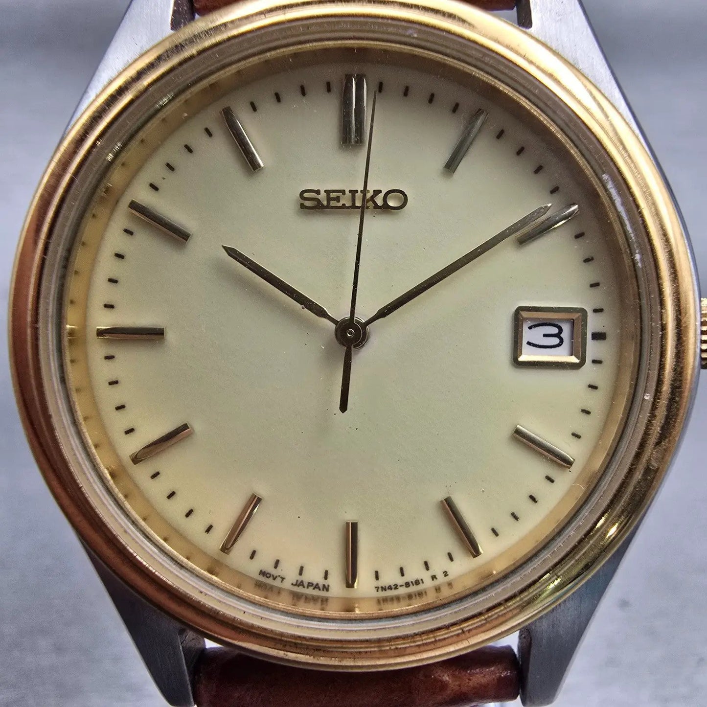 Seiko Watch Men 37mm Luminous Dial Gold Tone Date Round 7N42-8089 New Battery1