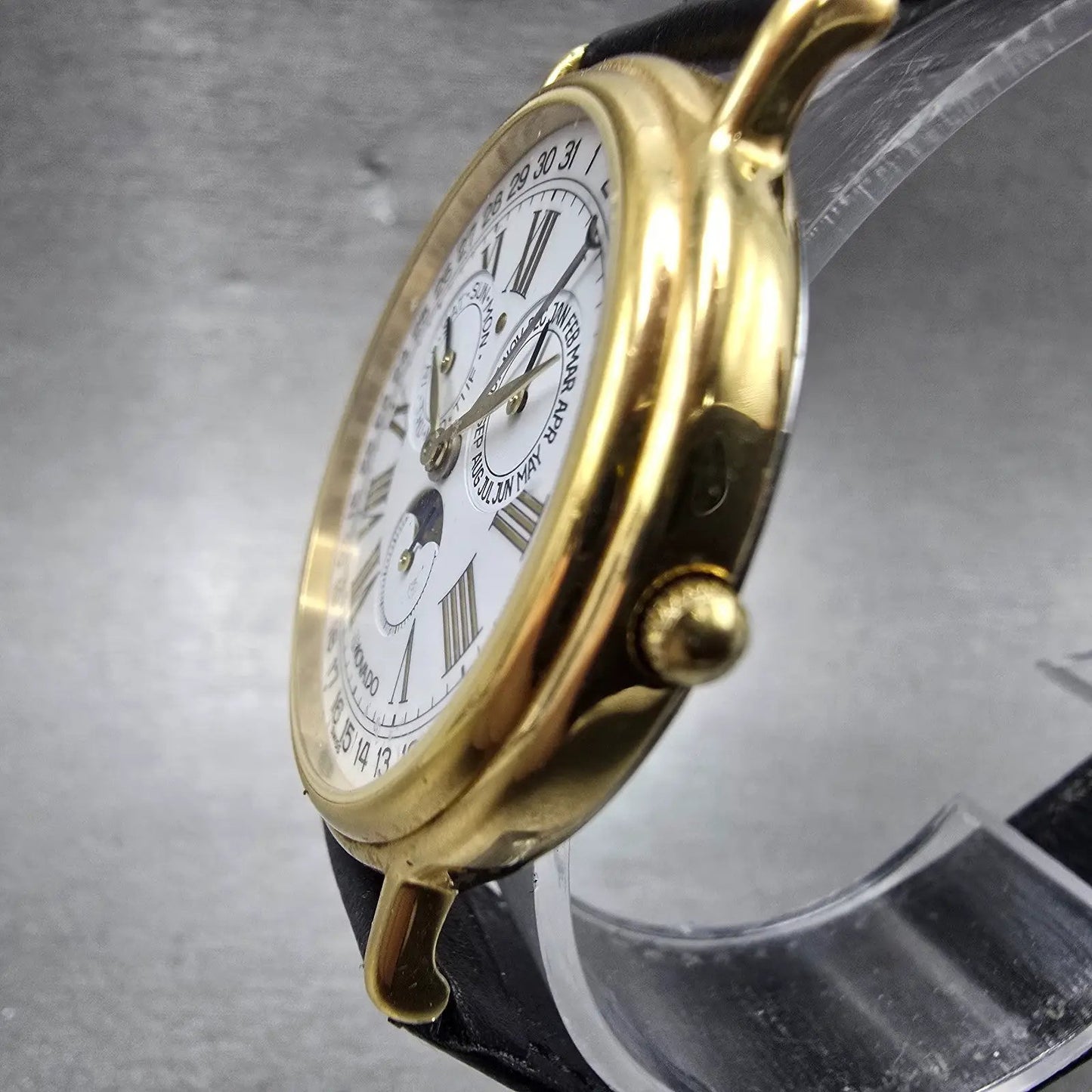 Movado Triple Calendar Moon Phase Watch Men 34mm White Dial Gold Tone NewBattery2