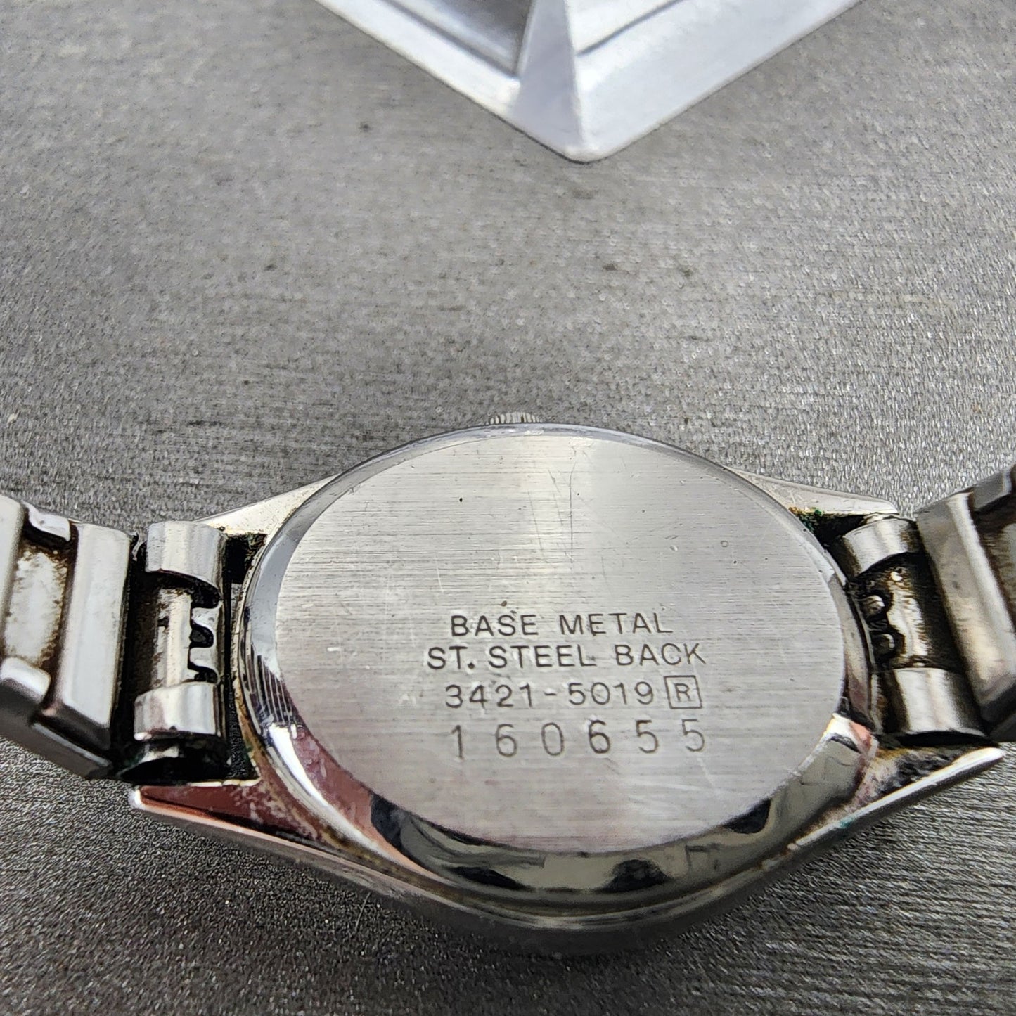 Seiko Watch Women 20mm White Dial Silver Tone Oval 34215019 New Battery VTG9