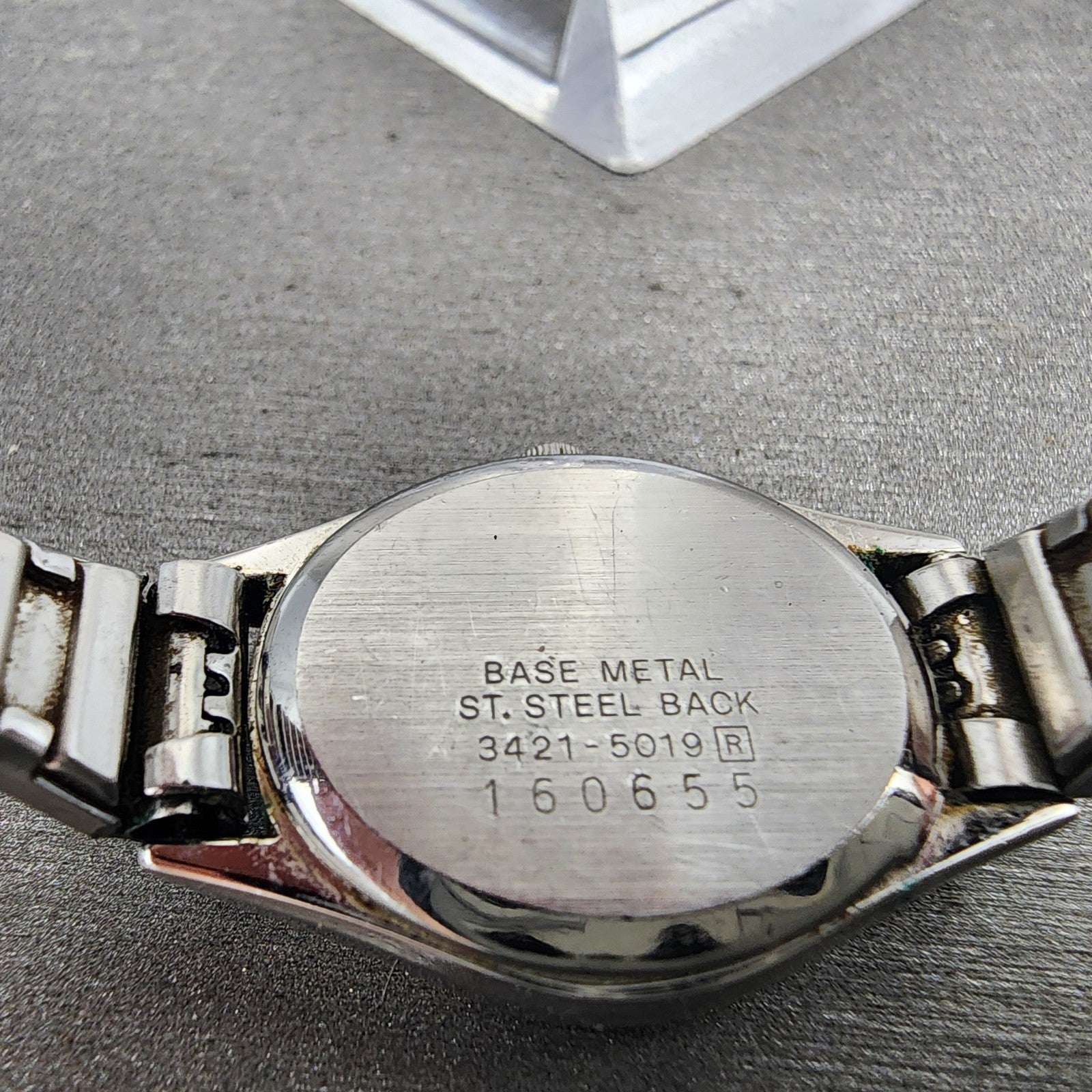 Seiko Watch Women 20mm White Dial Silver Tone Oval 34215019 New Battery VTG9