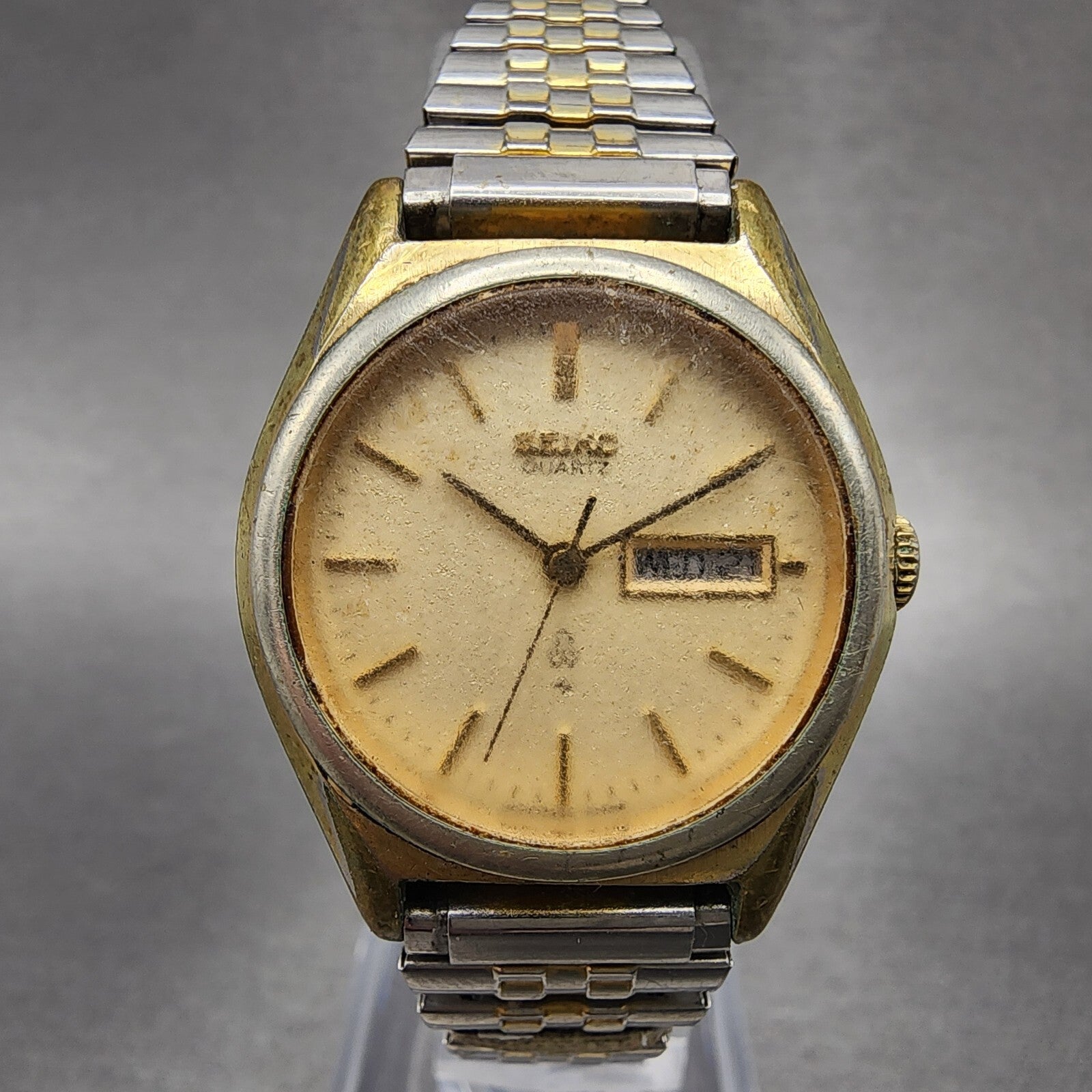 VTG Seiko Watch Women 26mm Cream Dial Gold Tone Daydate Round 26230100 New Batt0
