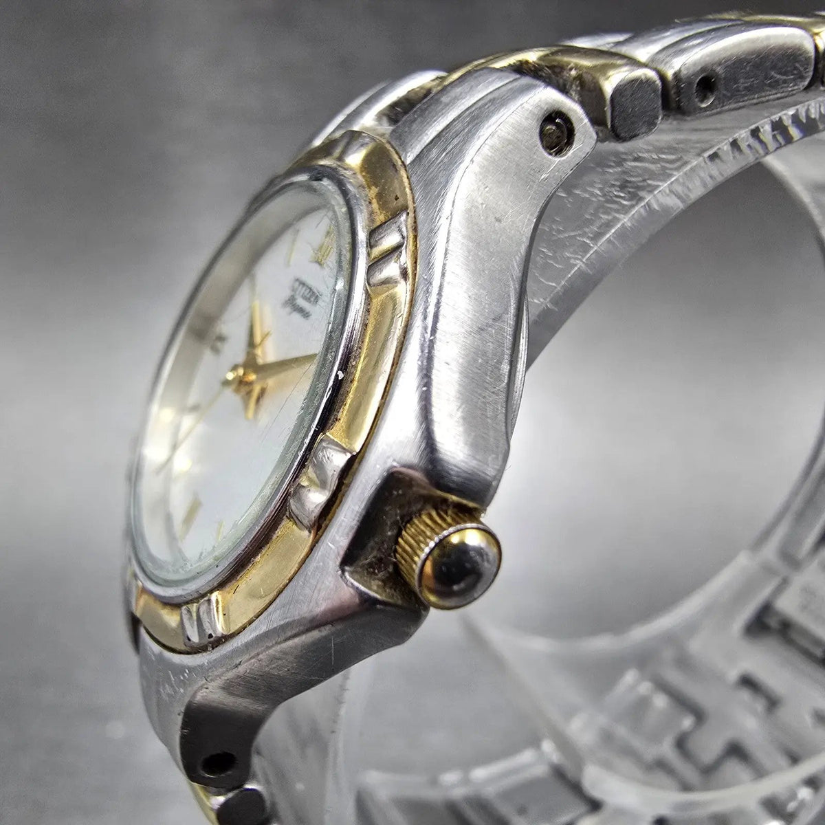 Citizen Elegance Watch Women 25mm Silver Dial Two Tone Date 6010-H04538 New Batt2