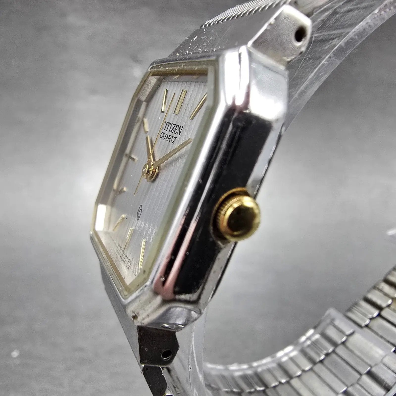 Citizen CQ Watch Unisex 25mm Silver Dial Two Tone Octagon 4031-899563 PARTS3