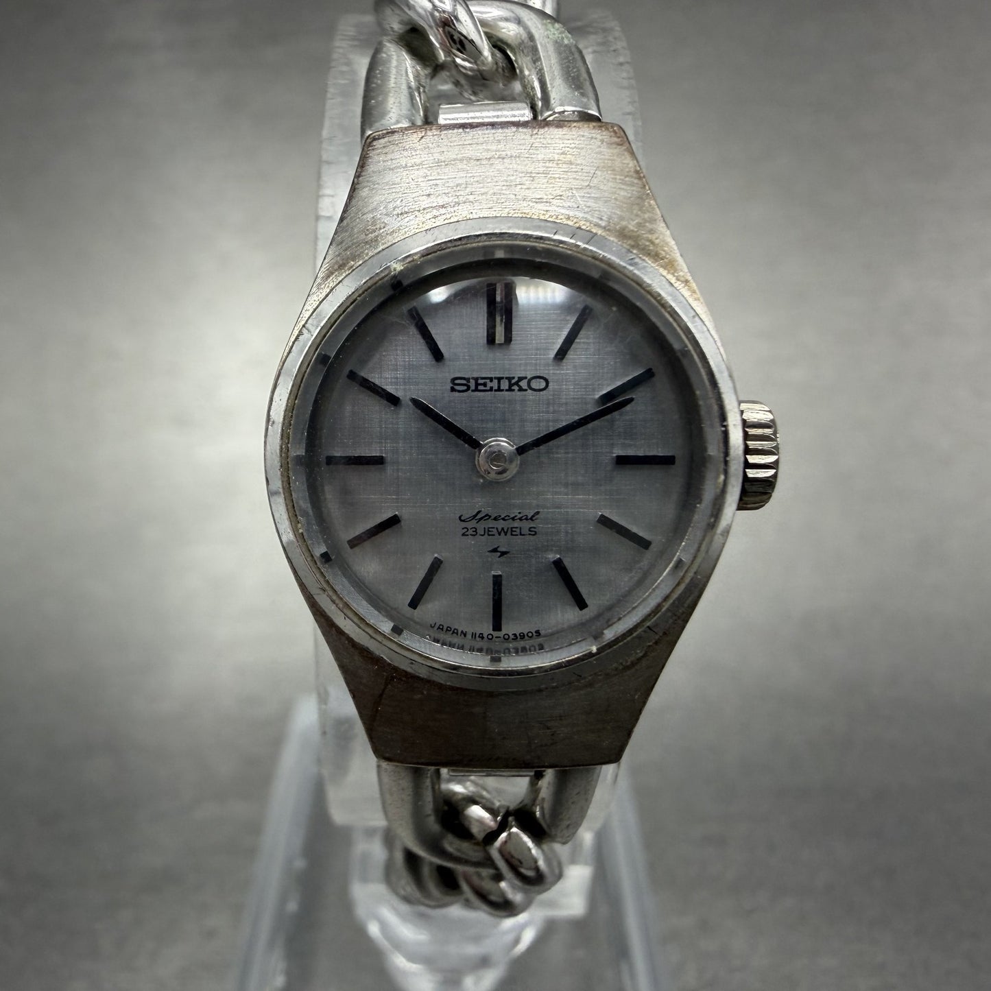 Seiko Special Watch Women 18mm Blue Dial White Gold Plated Manual Wind Runs0