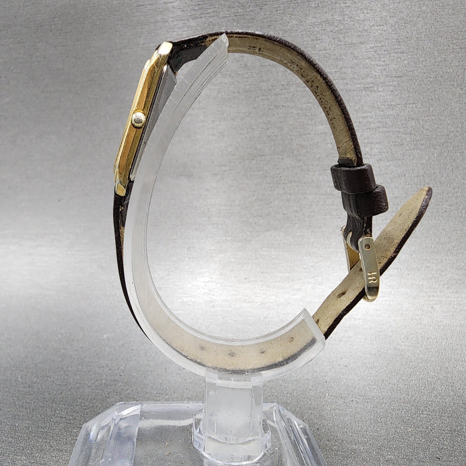 Seiko Tank Watch Women 18mm Champagne Dial Gold Tone 73205500 New Battery6