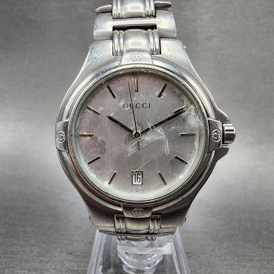 Gucci 9040M Watch Men 35mm Silver Dial Steel Date Round New Battery0