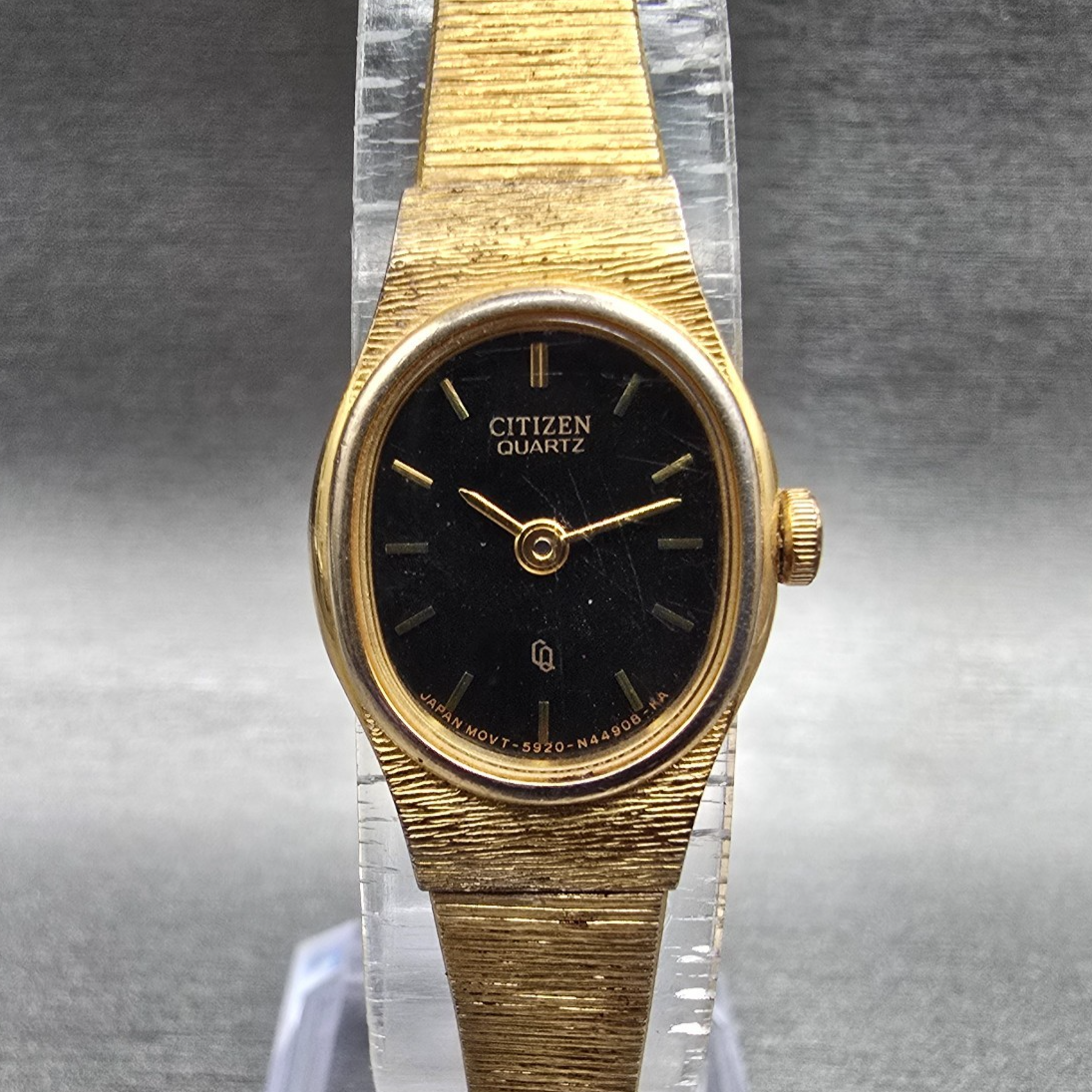 Citizen CQ Watch Women 16mm Black Dial Gold Tone Oval 5920-S49615 New Battery 840