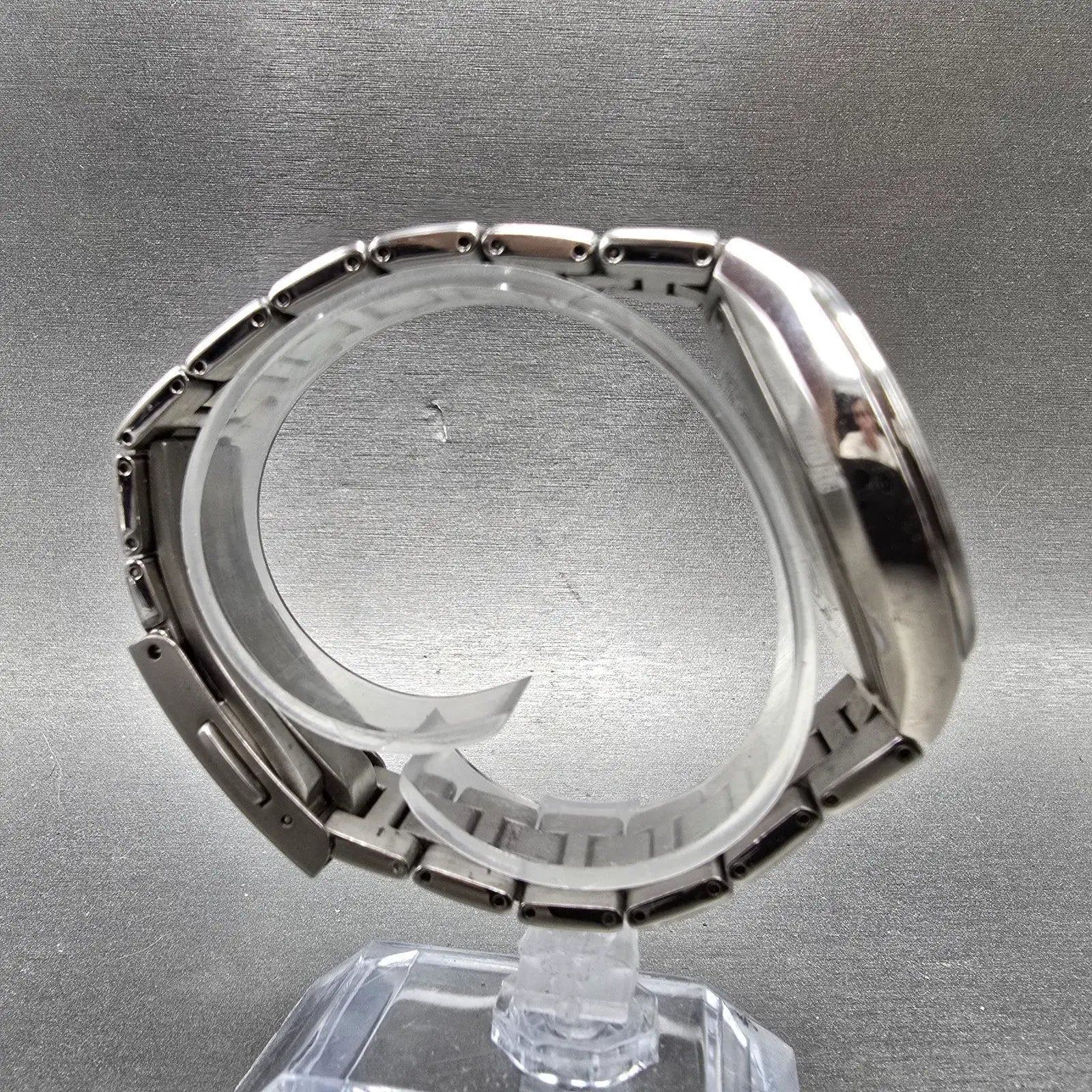 Citizen Eco-Drive Attesa Watch Men 37mm White Dial Titanium Atomic Daydate PARTS9