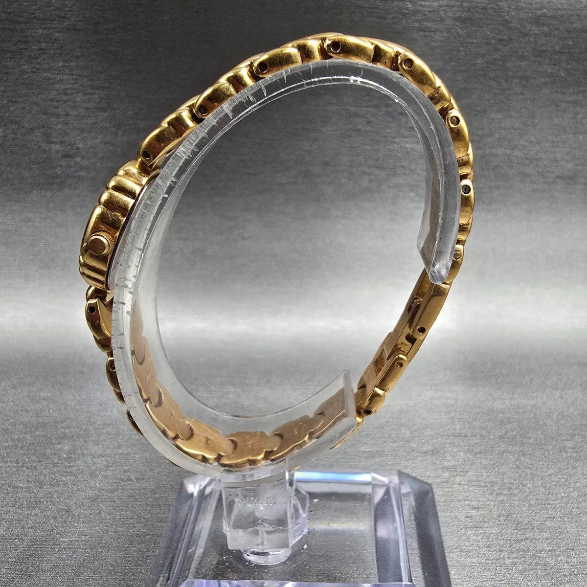 Bulova Watch Women 17mm Gold Dial Gold Diamond Oval 97P68 New Battery JP6