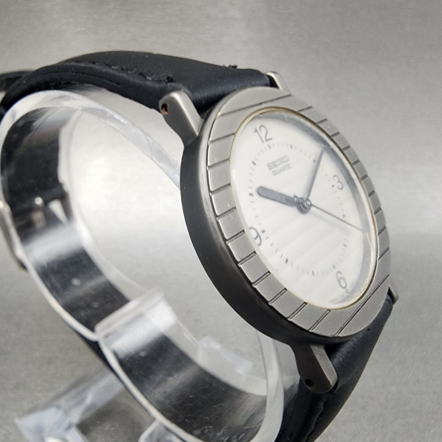 Seiko Watch Women 26mm Silver Dial Silver Tone Round 73210250 New Battery3
