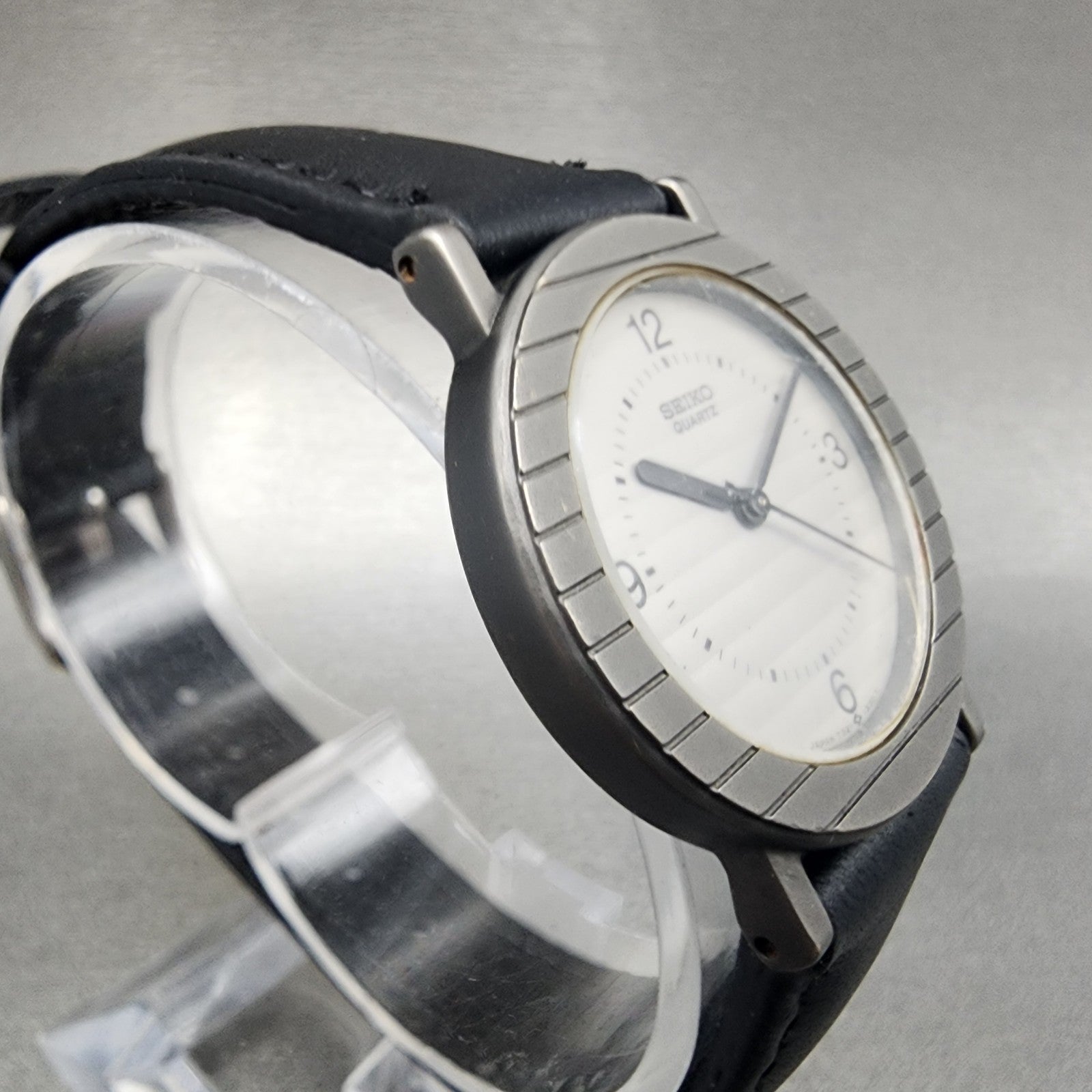 Seiko Watch Women 26mm Silver Dial Silver Tone Round 73210250 New Battery3