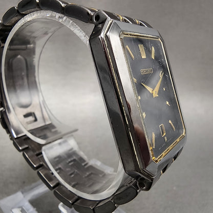 Seiko Tank Watch Men 27mm Black Dial Black &gold Tone Date V7395b19 New Battery3