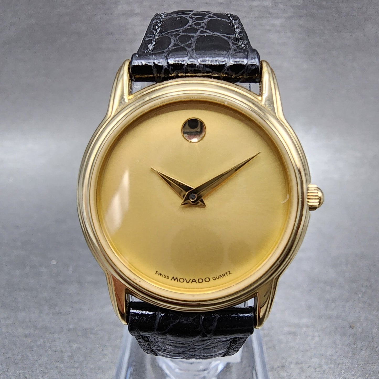 Movado Museum Watch Women 26mm Gold Dial Gold Tone Round 87 E4 9840 New Battery0