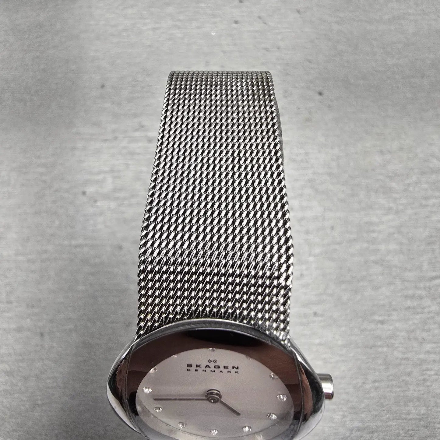 Skagen Watch Women 26mm White Dial Silver Tone Round 589SSS New Battery4