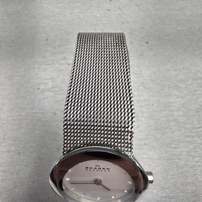 Skagen Watch Women 26mm White Dial Silver Tone Round 589SSS New Battery4