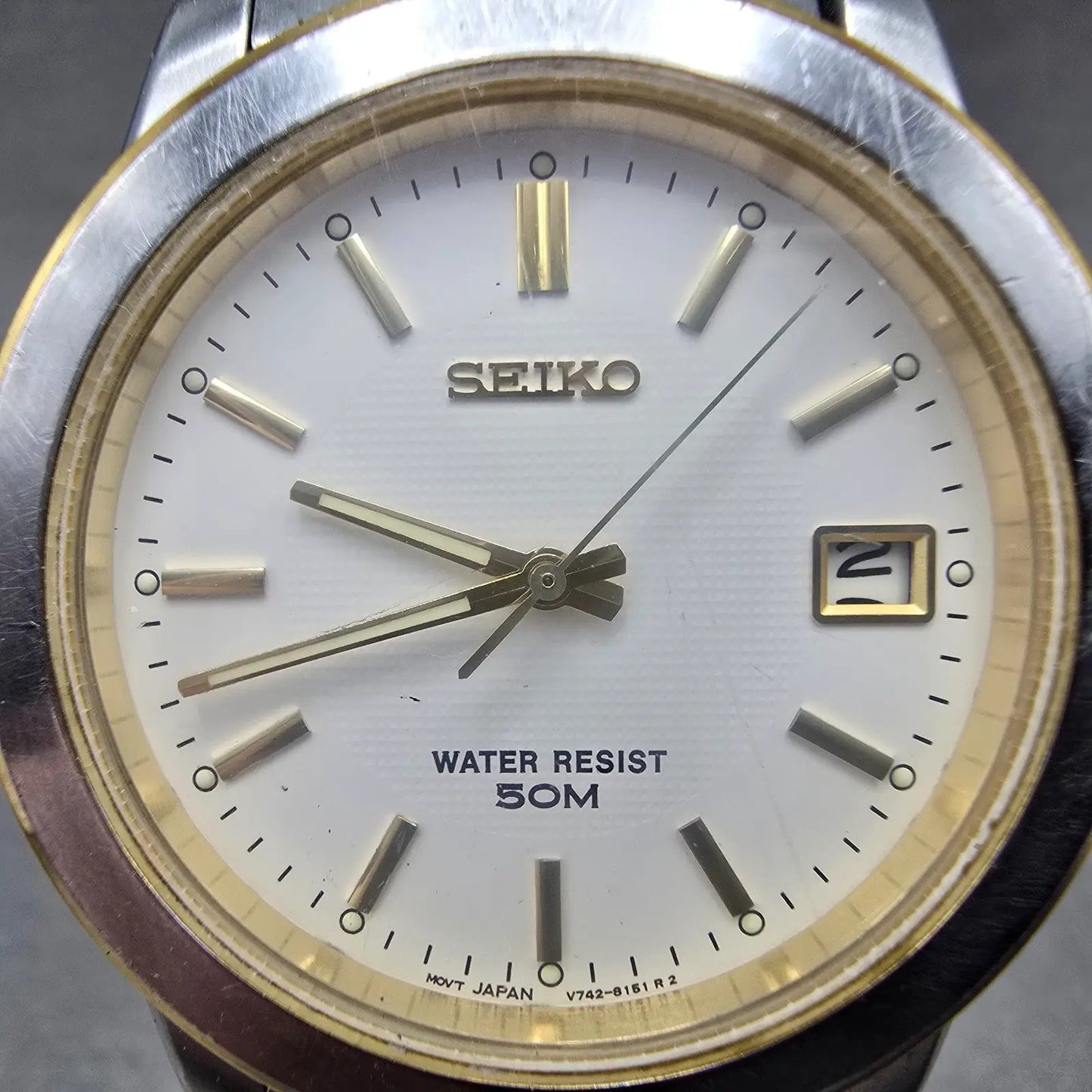 Seiko Watch Men 38mm White Dial Two Toe Daydate Round Vinatge V742-8119 PARTS NJ2