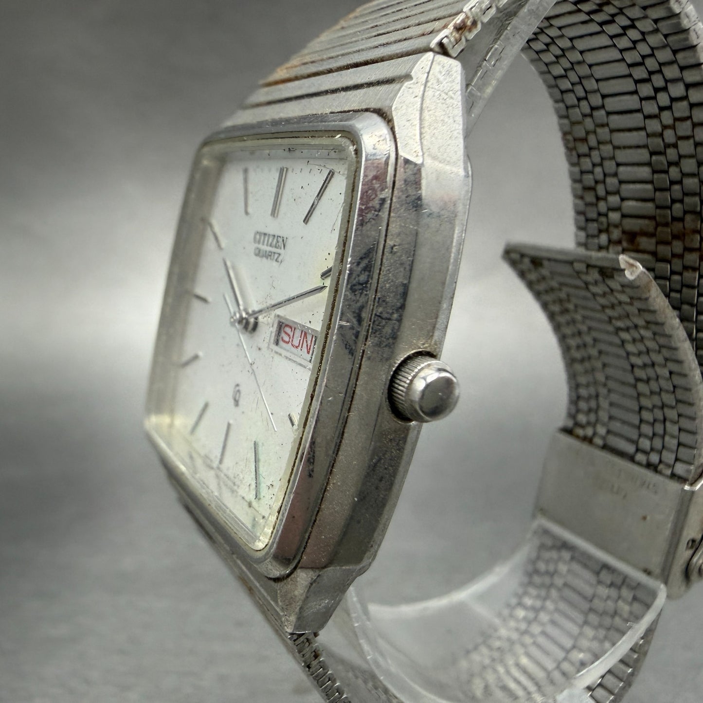 Citizen CQ Watch Men 32mm Silver Dial Silver Tone Daydate Rectangle New Battery2