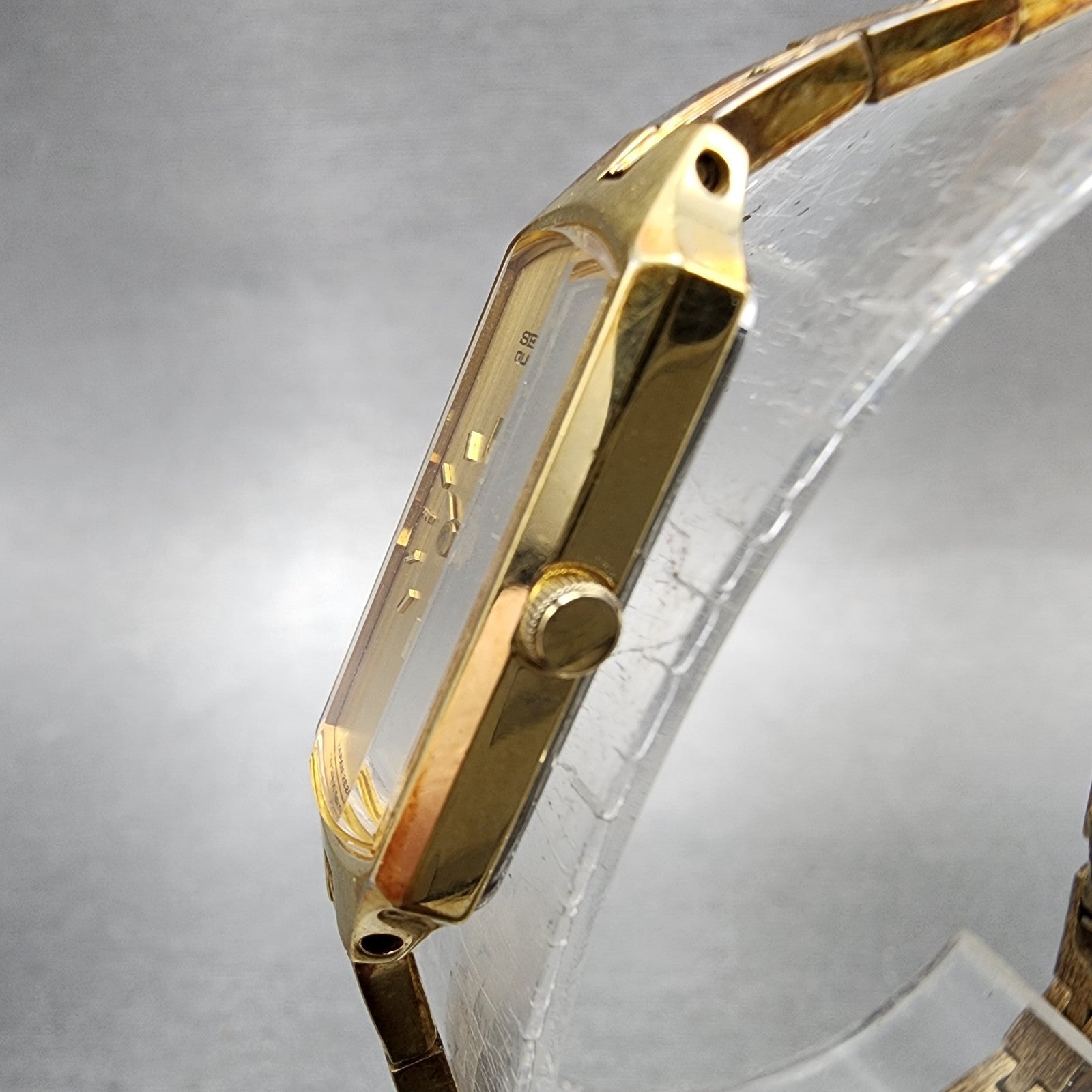 Seiko Watch Women 12mm Champagne Dial Gold Tone Rectangle 2E205179 New Battery2