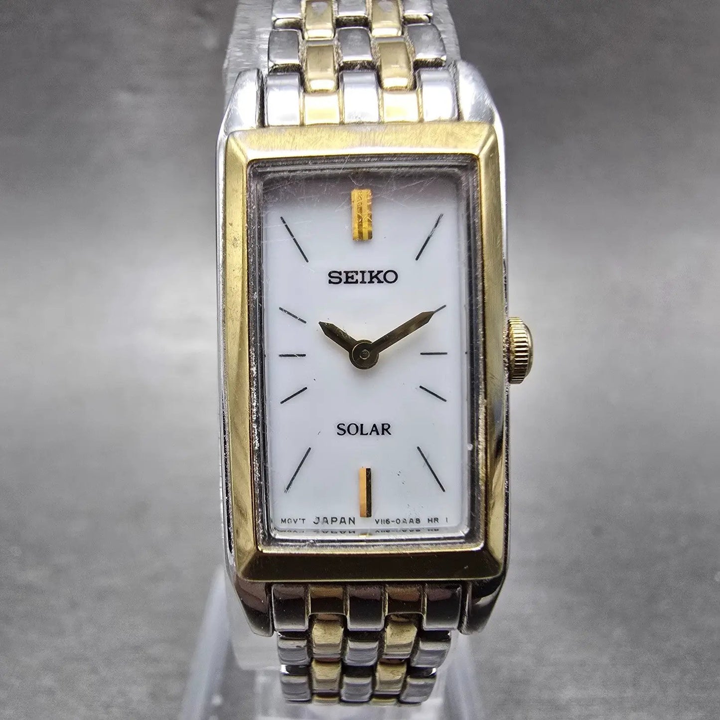 Seiko Solar Tank Watch Women 15mm White Dial Two Tone Rectangle V116-0AA0 WorksL0