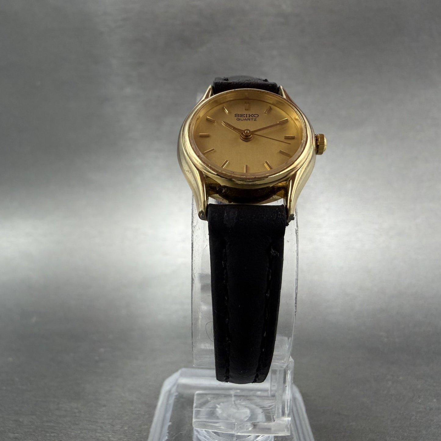 Seiko Watch Women 20mm Gold Dial Gold Tone Round 1N01-0E19 New Battery YFUYFU5