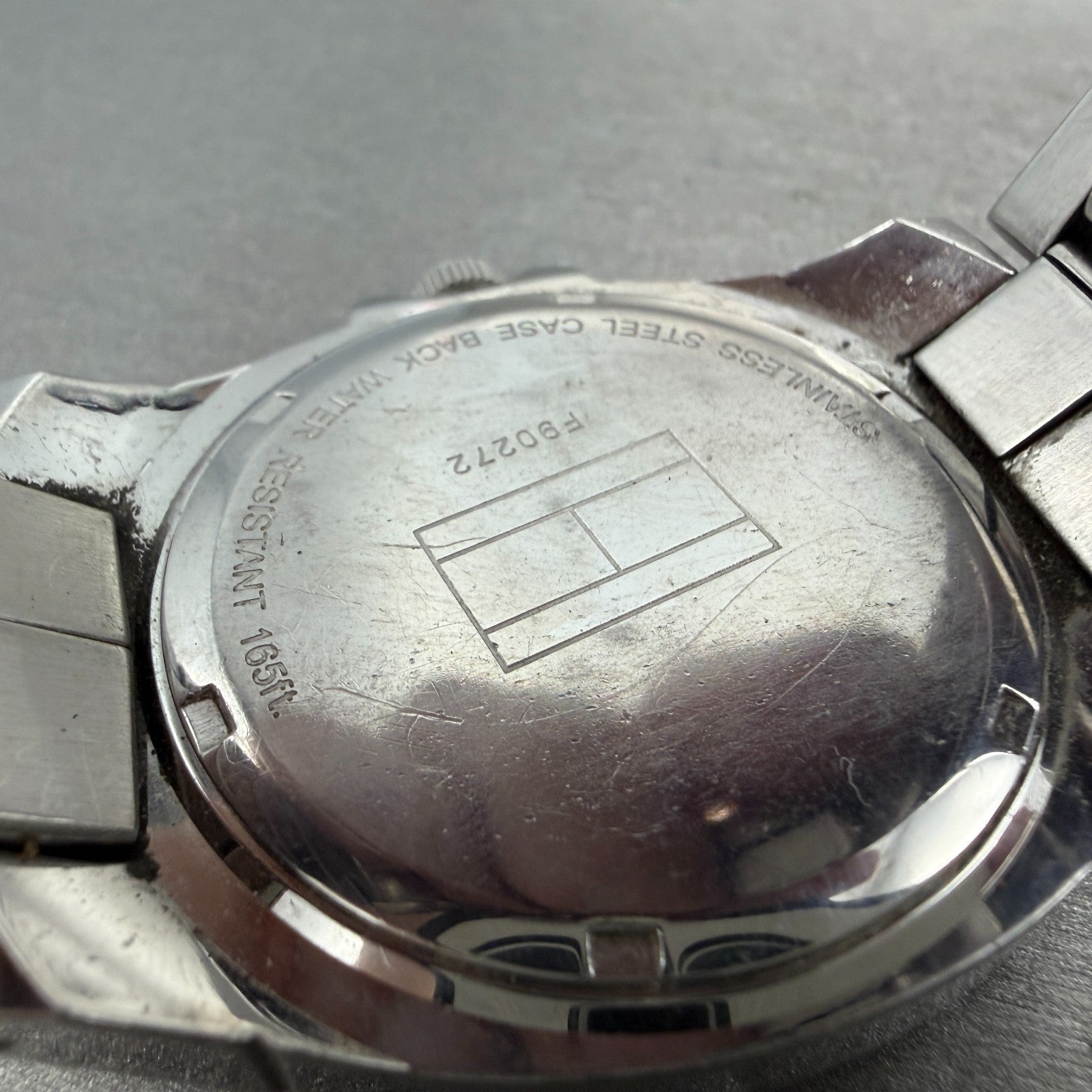 Tommy Hilfiger Watch Men 42mm White Silver Tone Date Round F90272 New Battery9