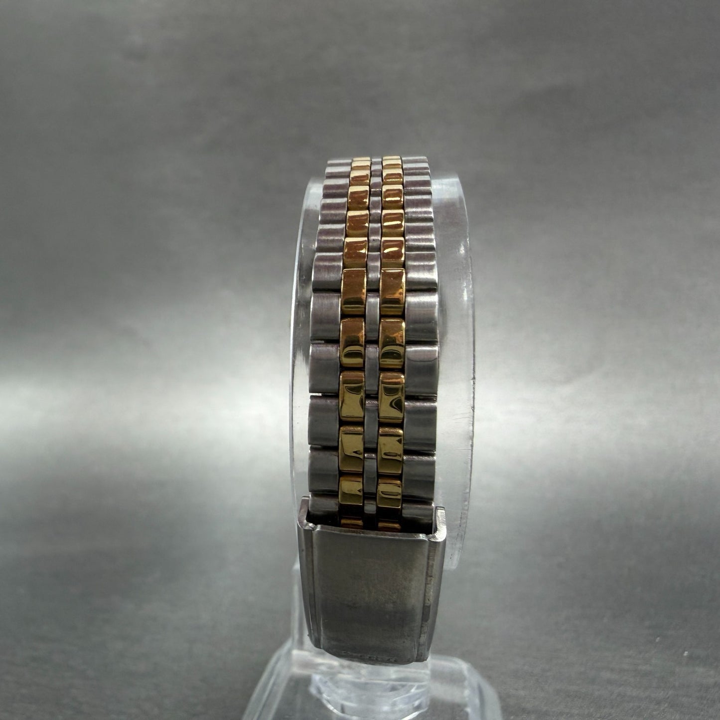 Seiko Watch Women 23mm White Dial Two Tone Daydate 7n83-0011 New Battery BW127