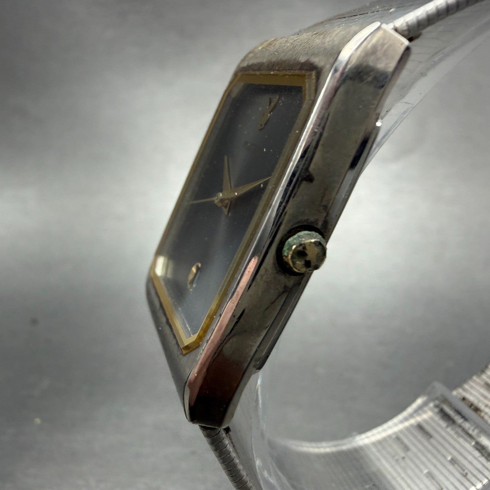 Seiko Playboy Tank Watch Men 25mm Gray Dial Two Tone Date Y102-5340 New Battery2