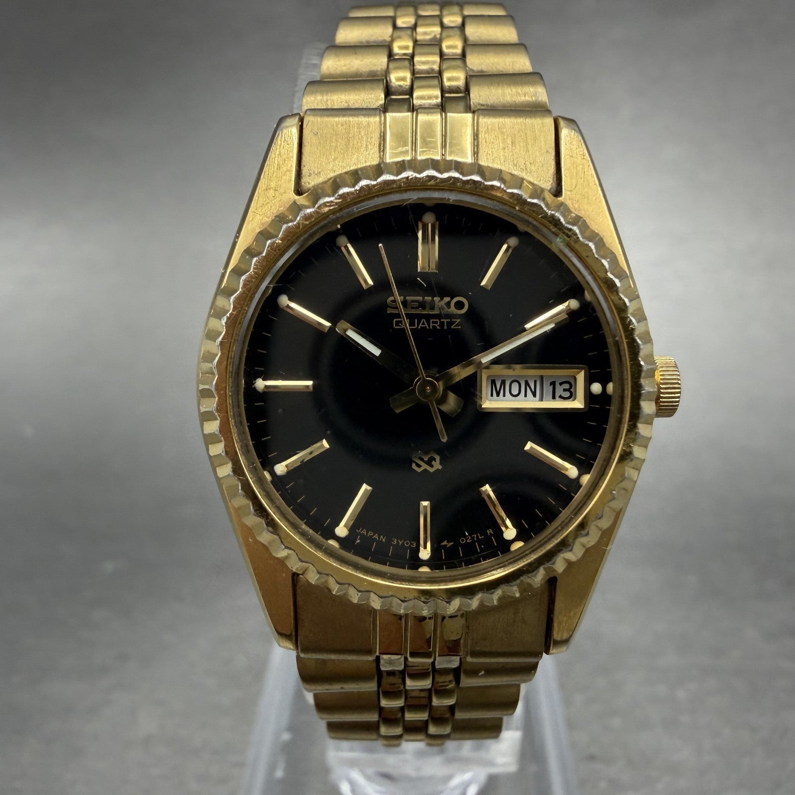 Seiko SQ Watch Women 24mm Black Dial Gold Tone Daydate 24mm Round New Battery I30