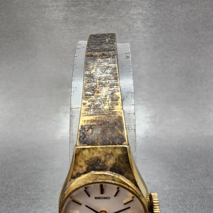 Seiko Watch Women 19mm White Dial Gold Tone Manual Round 11200120 Runs4