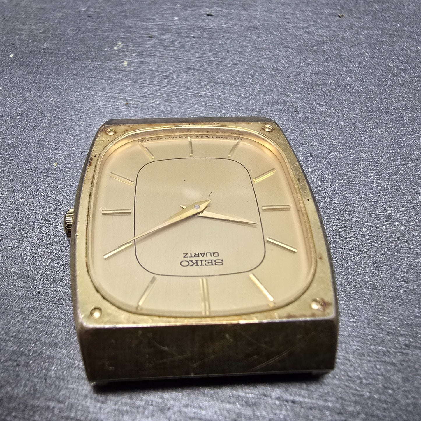 Seiko Tank Watch Men 28mm Champagne Dial Gold Tone Rectangle 8620-5029 PARTS VTG5