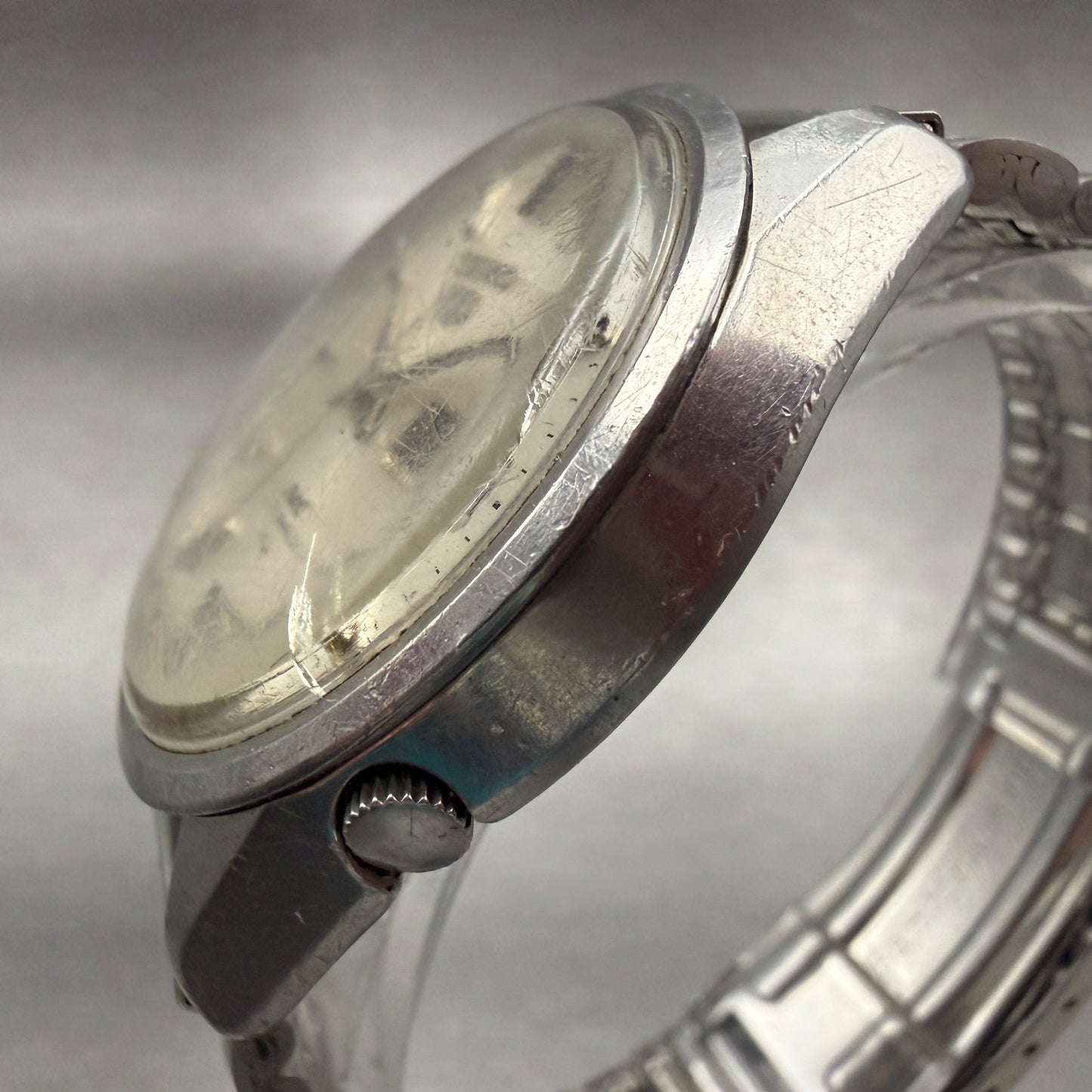 Seiko 5 Watch Men 37mm Silver Dial Silver Tone Daydate Round 5139-8000 Runs2