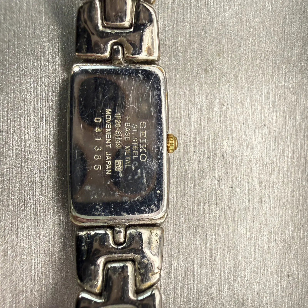 48302315