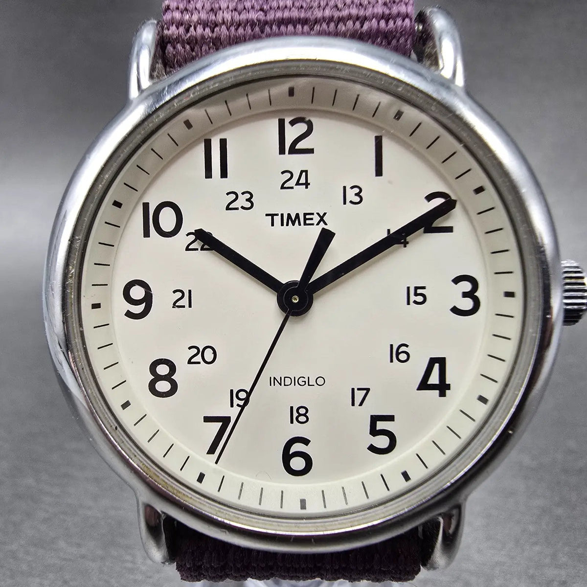 Timex Weekender Watch Men 38mm White Dial Silver Round New Batt T2N652 Purple L0