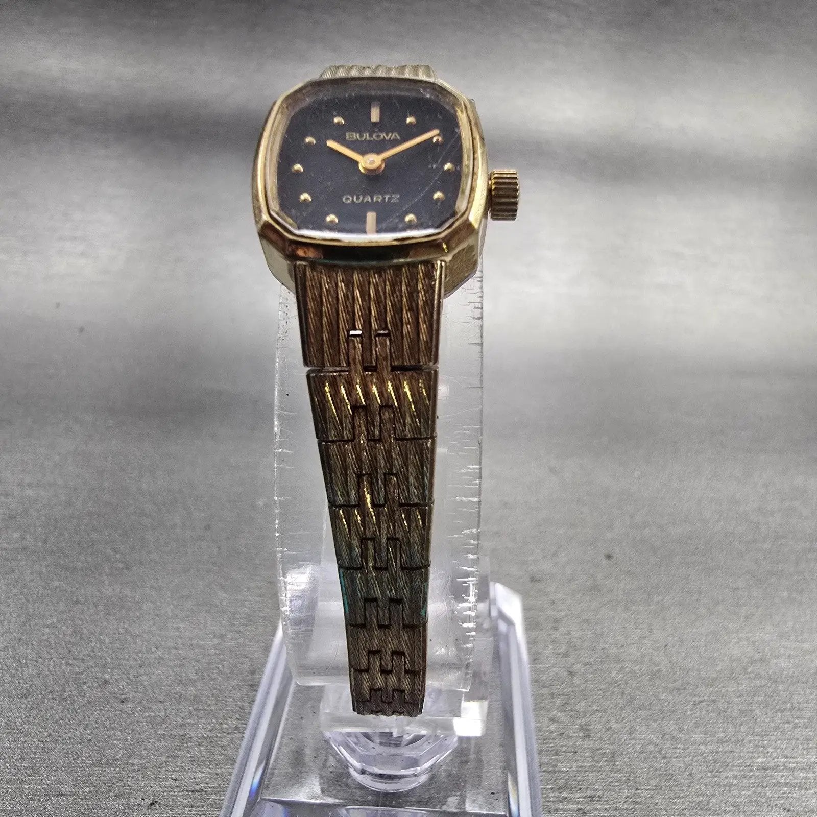 Bulova Watch Women 16mm Black Dial Gold Tone Oval 6971 New Battery Vintage5