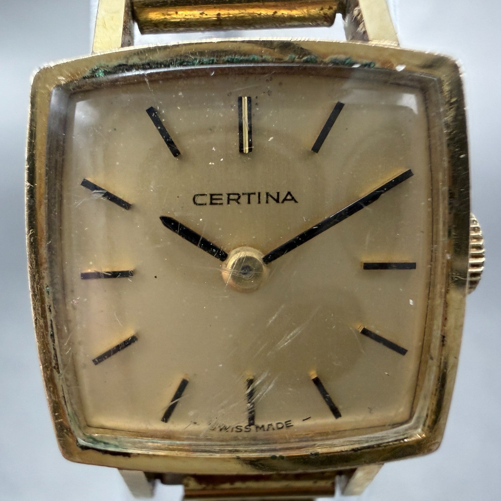 Certina Watch Women 17mm Gold Dial Gold Plated Square Manaul Wind Runs VTG1