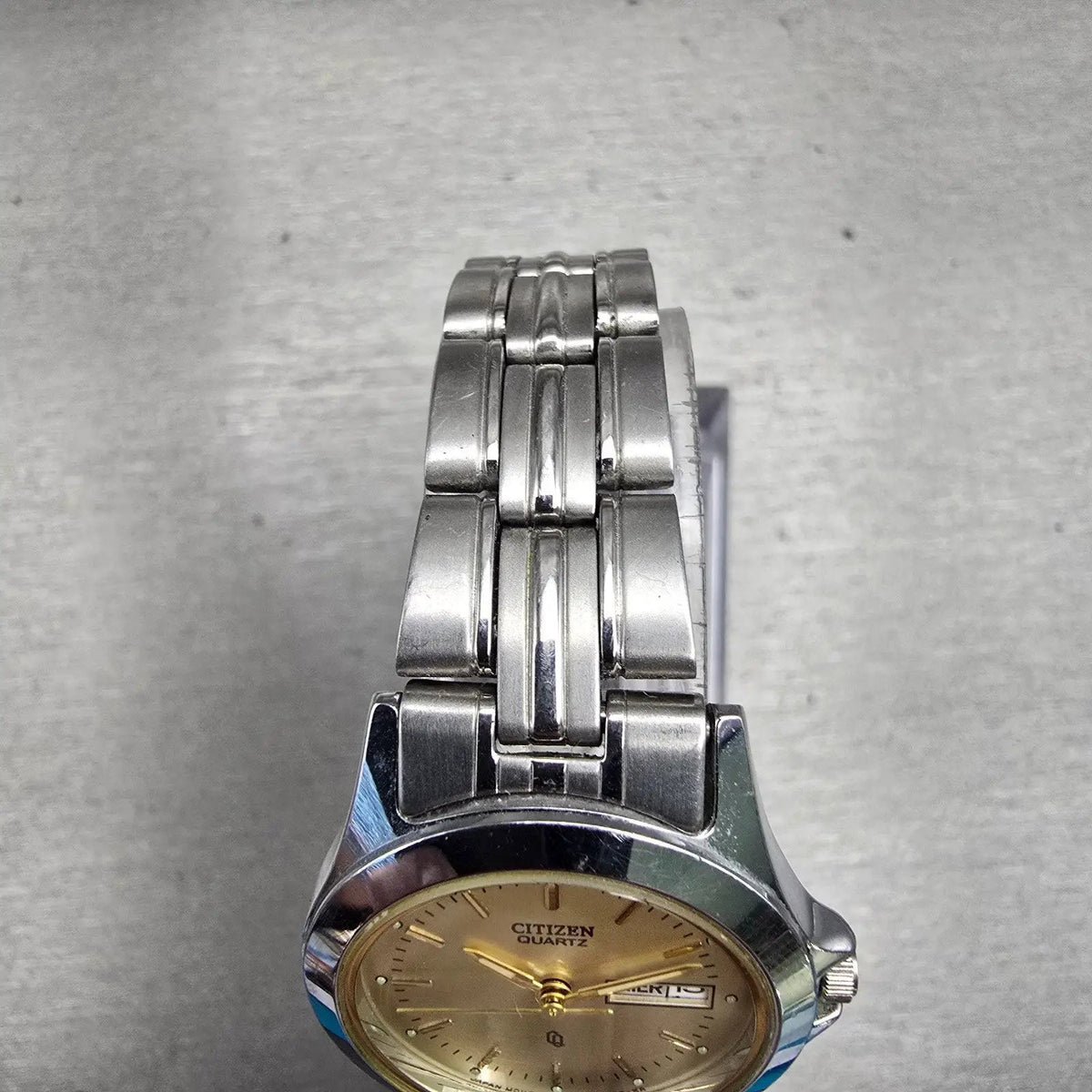 Citizen CQ Watch Women 27mm Champagne Dial Silver Tone 1002-B00632 New Battery4