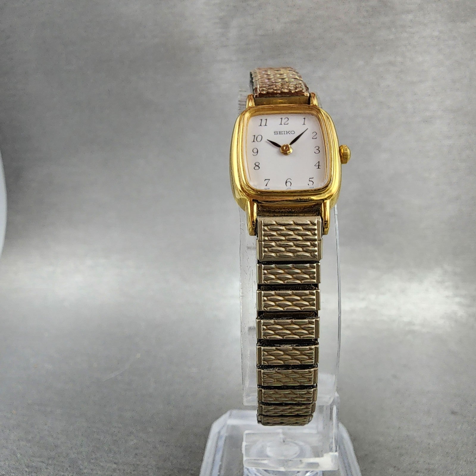 Seiko Watch Women 18mm White Dial Gold Tone Rectangle 1N005K29 New Battery5