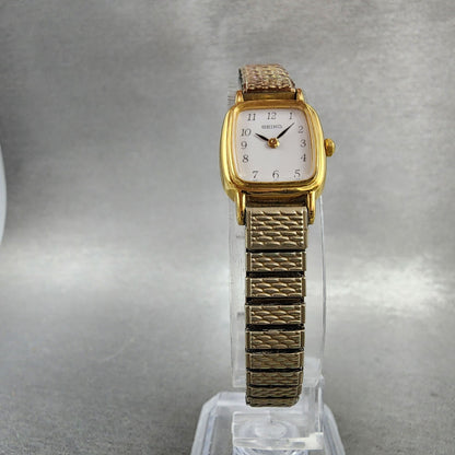 Seiko Watch Women 18mm White Dial Gold Tone Rectangle 1N005K29 New Battery5