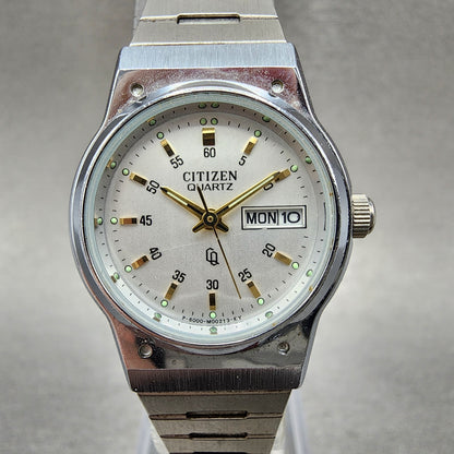 Citizen CQ Watch Women 25mm Silver Dial Silver Tone Daydate 6000074815 New Batt0