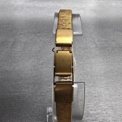 Citizen CQ Watch Women 16mm Black Dial Gold Tone Oval 5920-S49615 New Battery 847