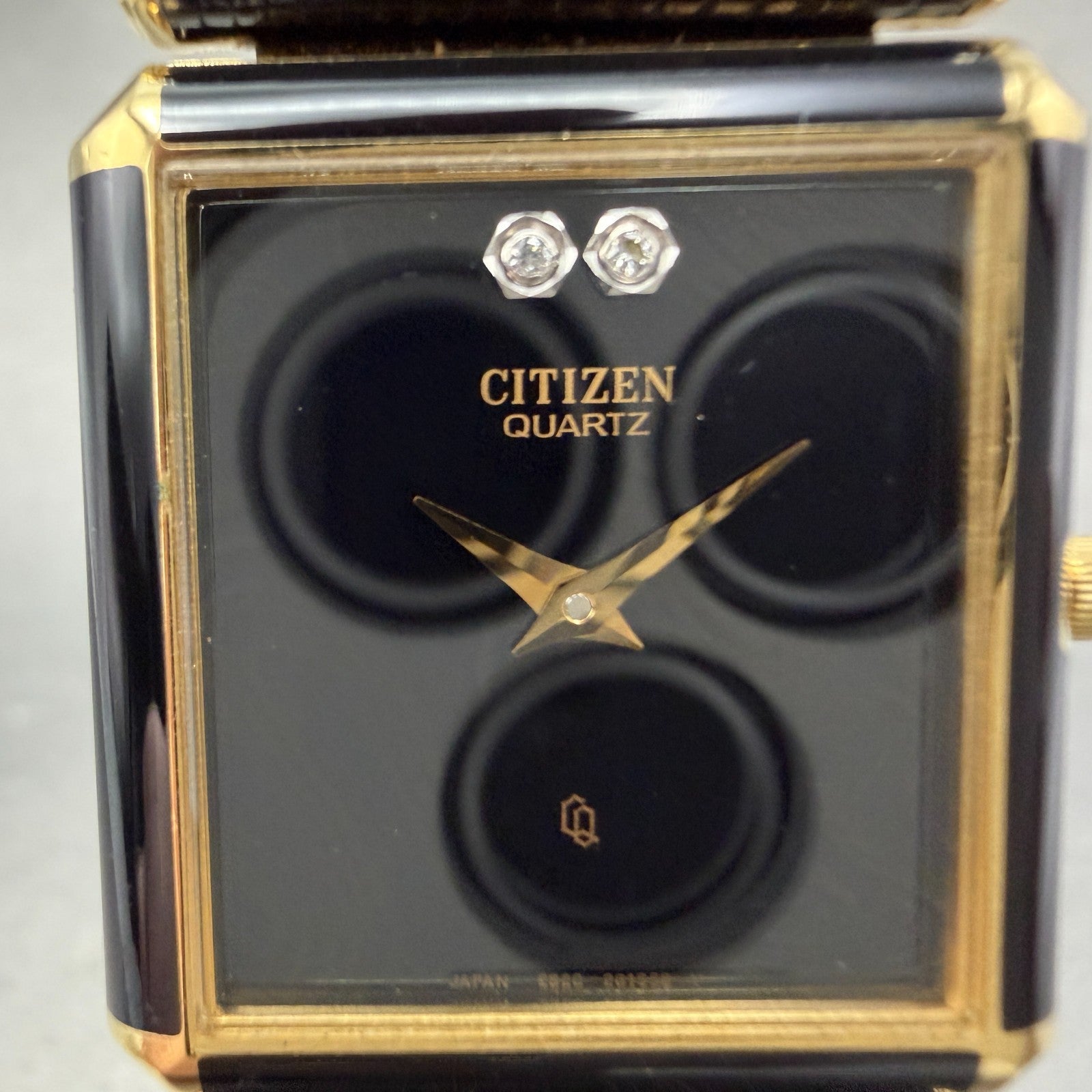 Citizen CQ Tank Watch Men 26mm Black Dial Black & Gold Tone 2820-261399 PARTS2