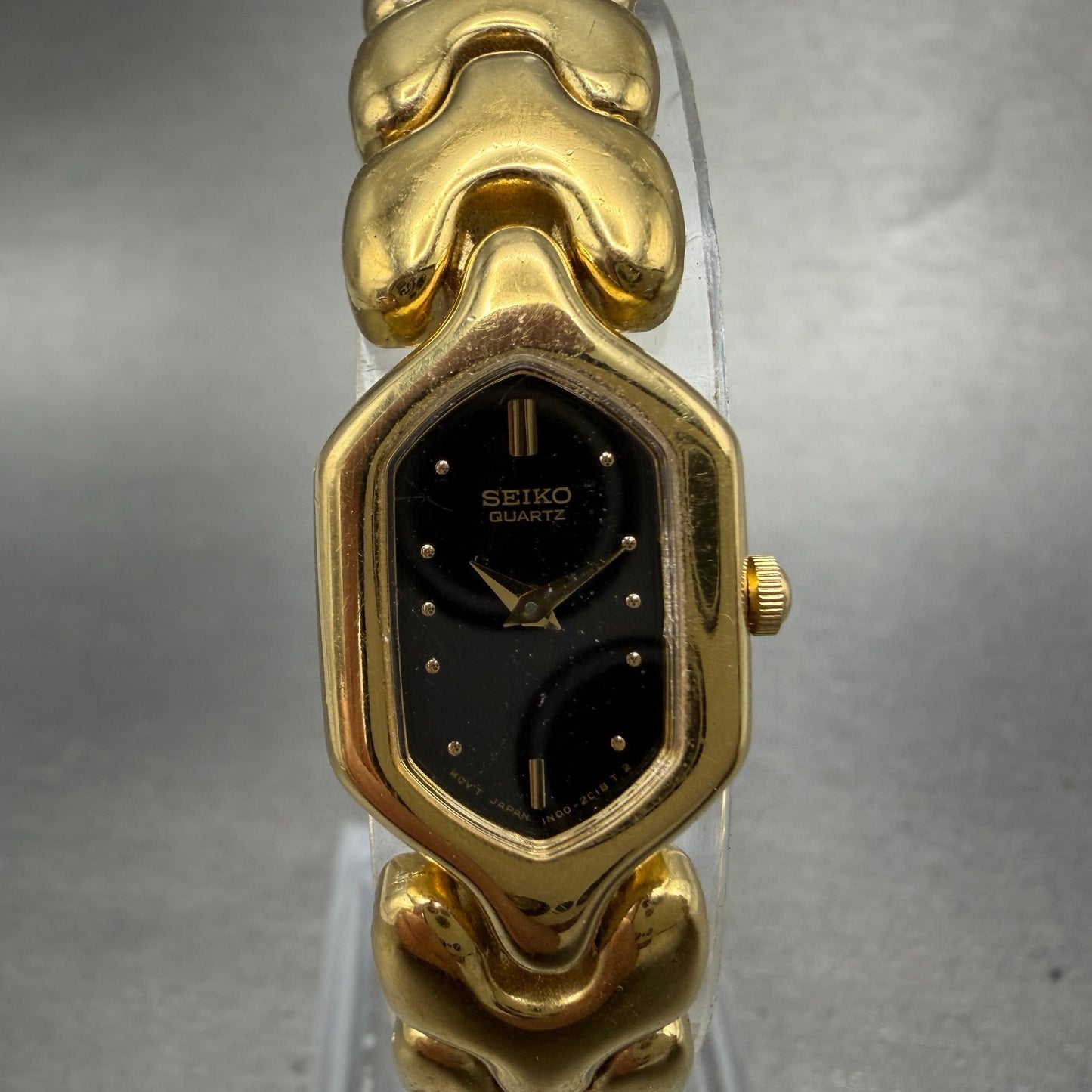Seiko Watch Women 16mm Black Dial Gold Tone Hexagon 1N00-5G90 New BatteryVTG0