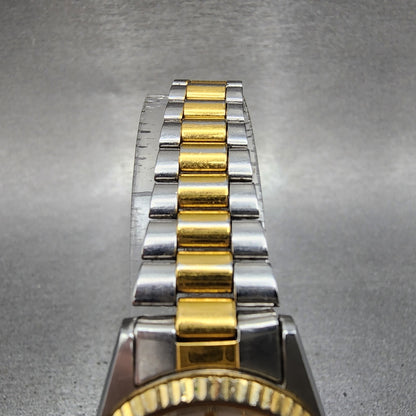 Seiko SQ Watch Women 24mm Silver Dial Two Tone Daydate 3e230a69 New Battery4