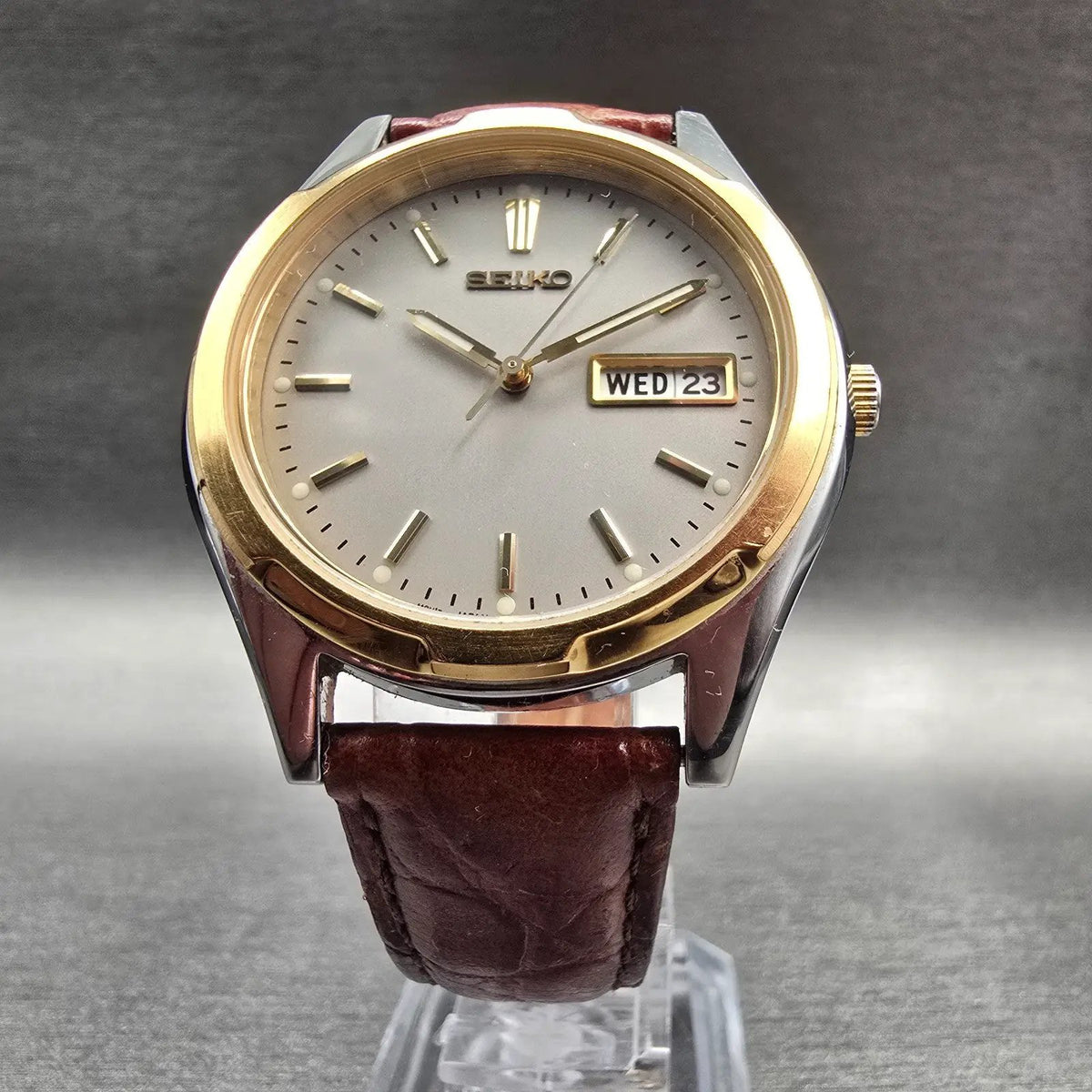 Seiko Watch Men 37mm Gray Dial Two Tone Daydate Round 7N43-8199 New Battery5