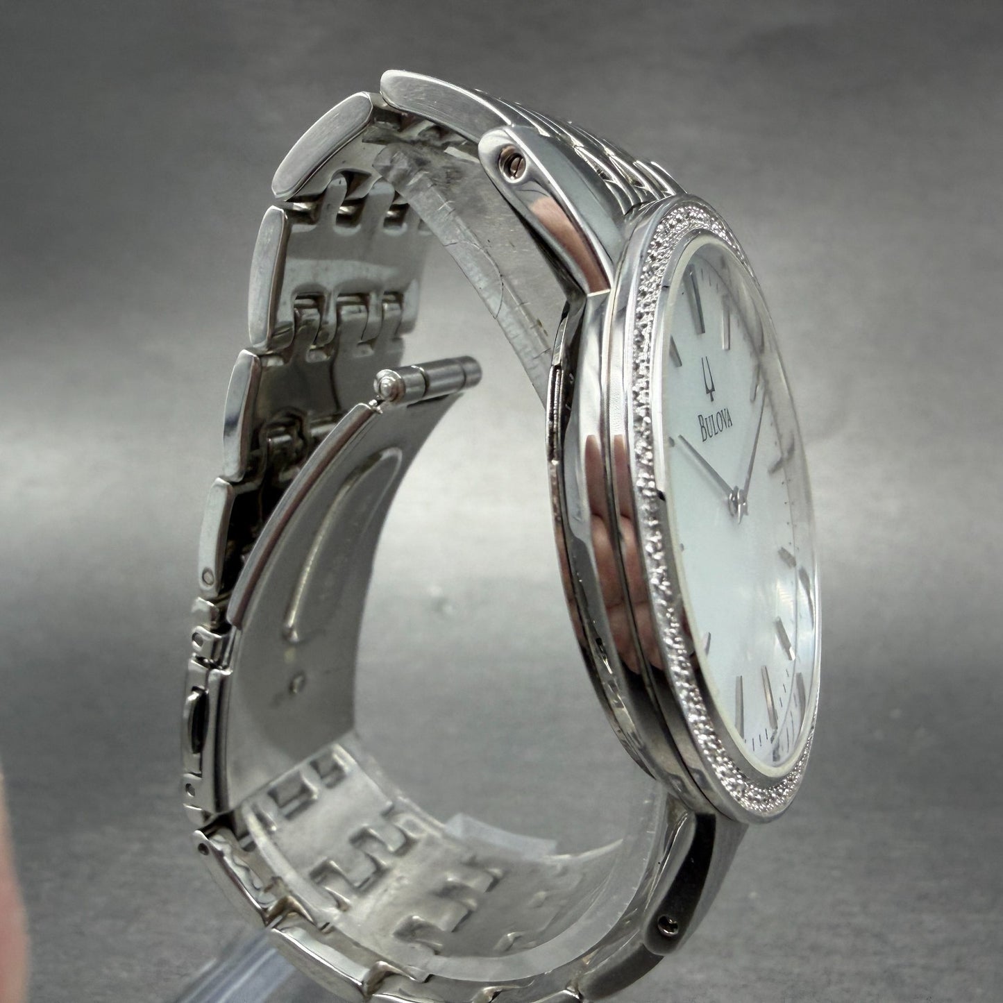 Bulova Watch Men 38mm MOP Dial Silver Tone Diamond Round 96E110 New Battery3