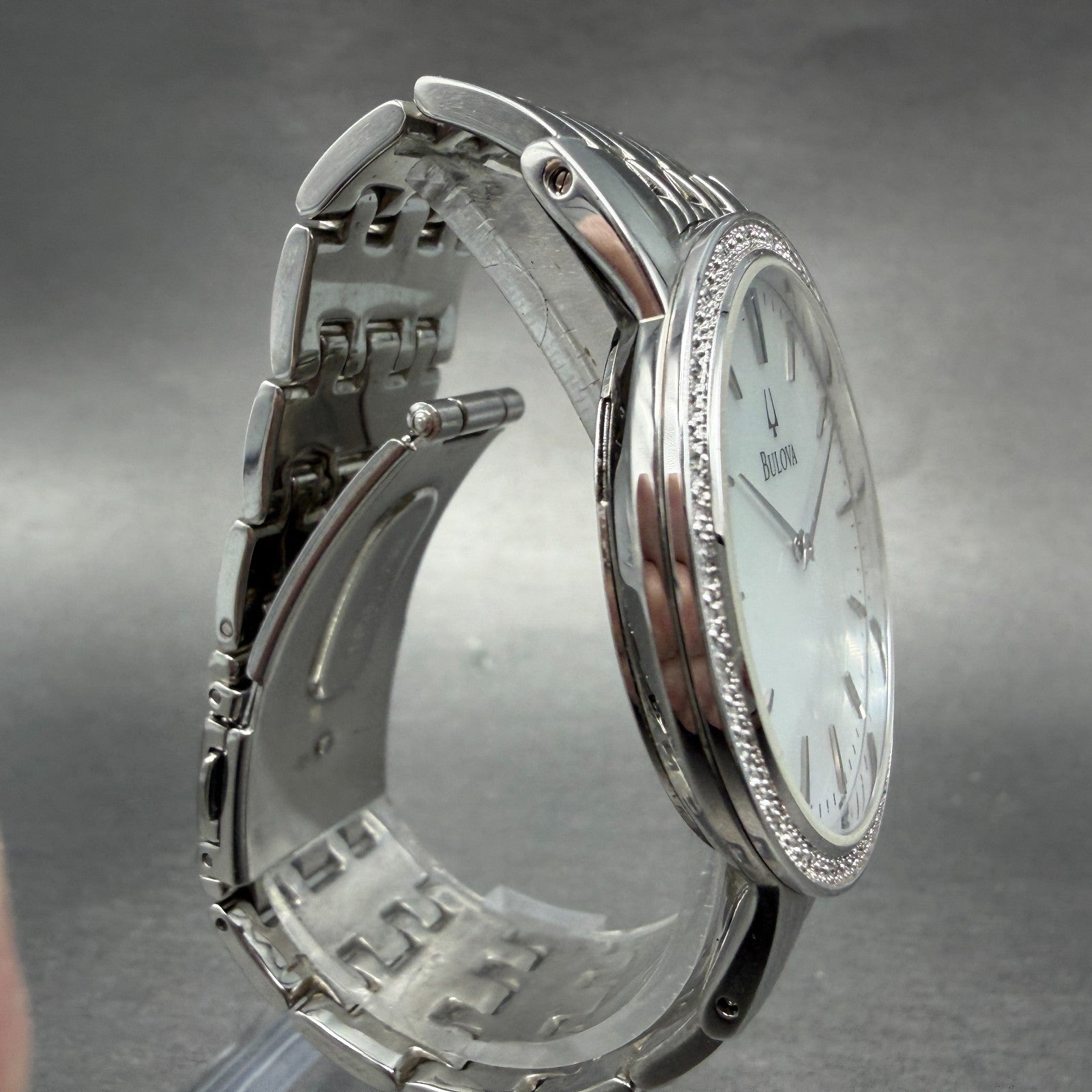 Bulova Watch Men 38mm MOP Dial Silver Tone Diamond Round 96E110 New Battery3