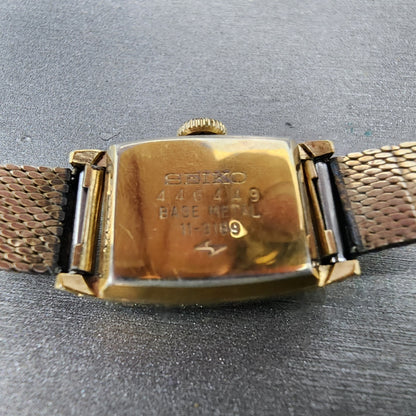 Seiko Tank Watch Women 15mm Champagne Dial Gold Tone Manual 113189 Runs9