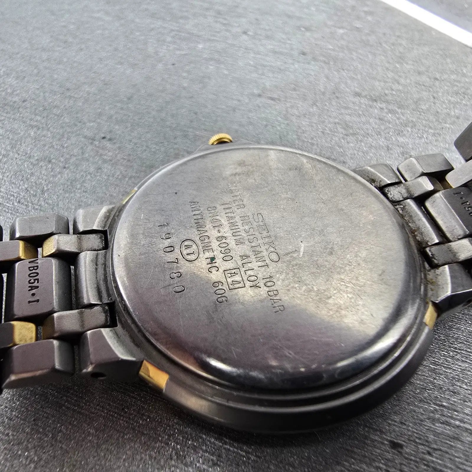 Seiko Dolce Watch Men 33mm White Dial Two Tone Titanium 8N41-6090 New Battery10