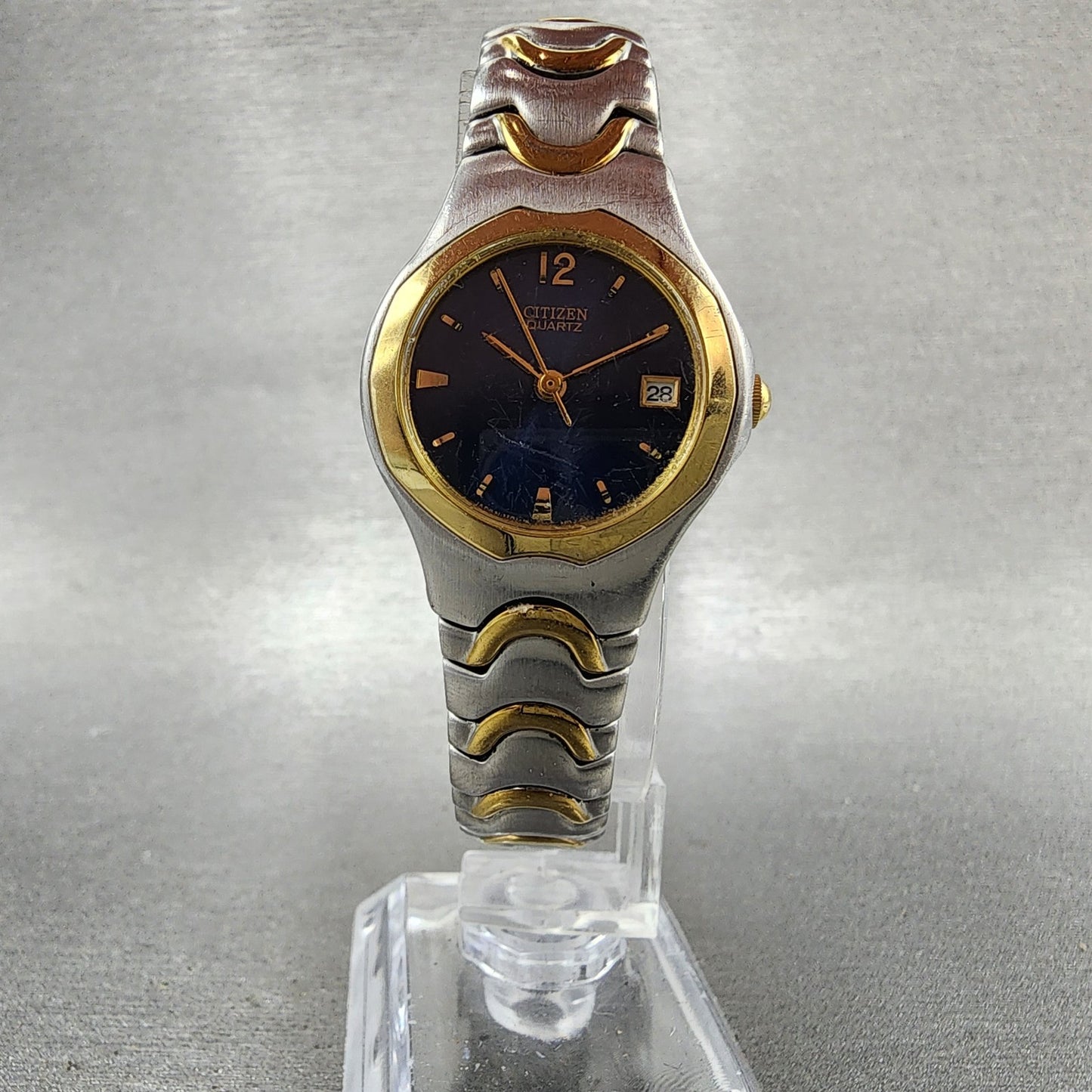 Citizen Watch Women 25mm Blue Dial Two Tone Date Round 1012S76183 New Battery5